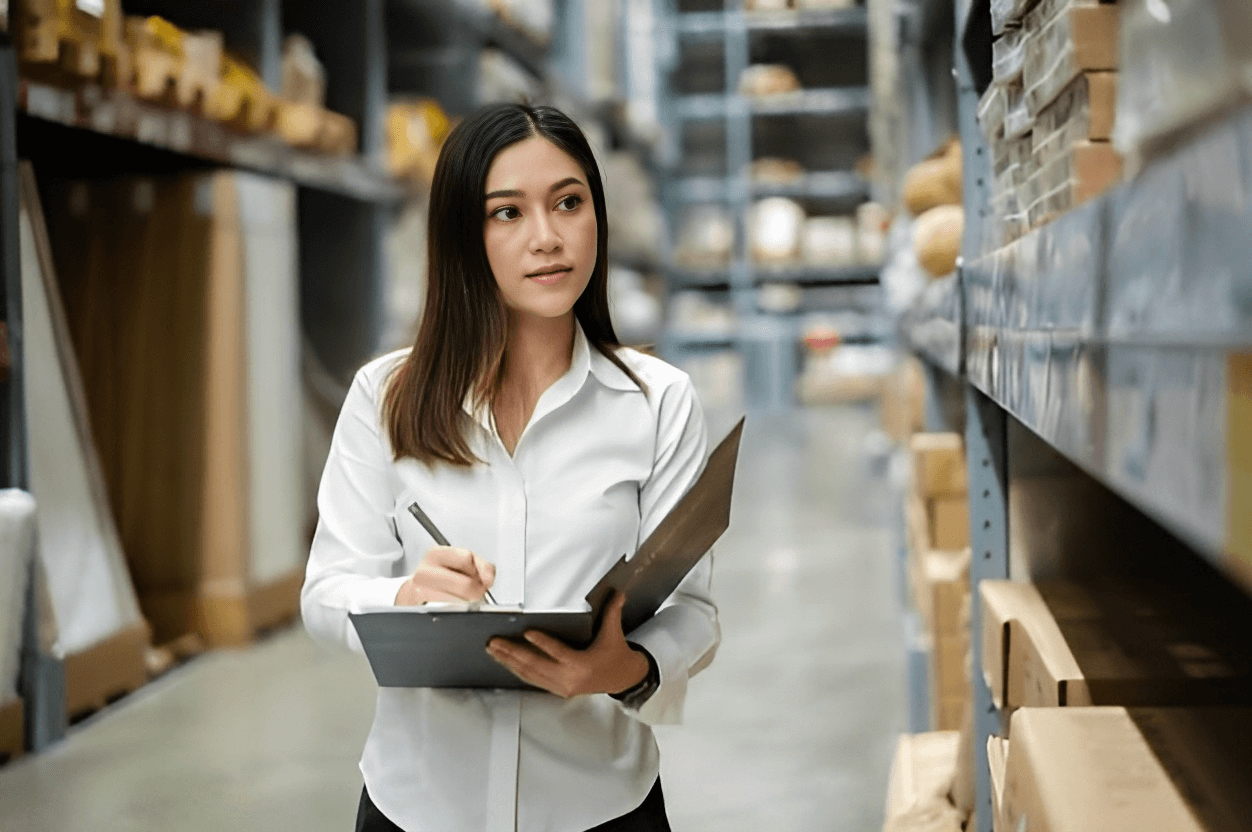 In-House Stock and Courier Controlling: Streamlining Operations